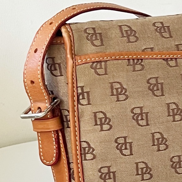 Dooney & Bourke monogram logo canvas and leather crossbody bag - Picture 9 of 15